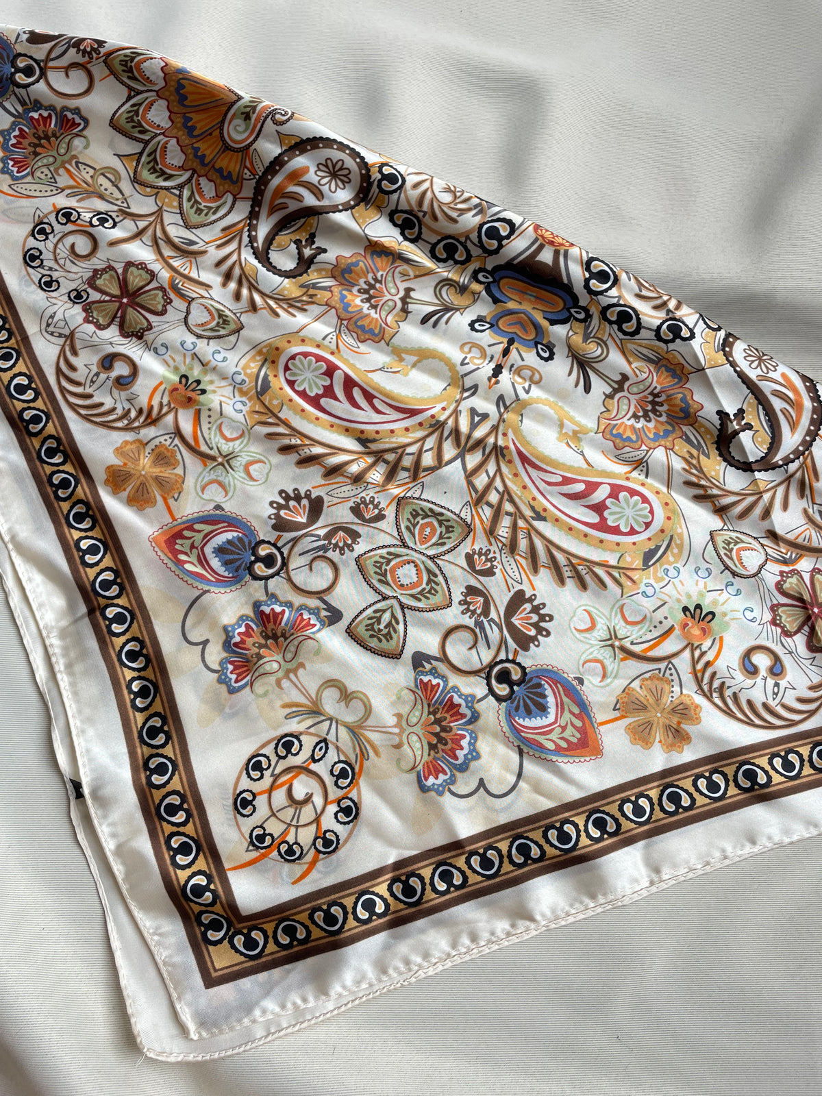 Foulard Madrid Livaya - Boutique e-shop