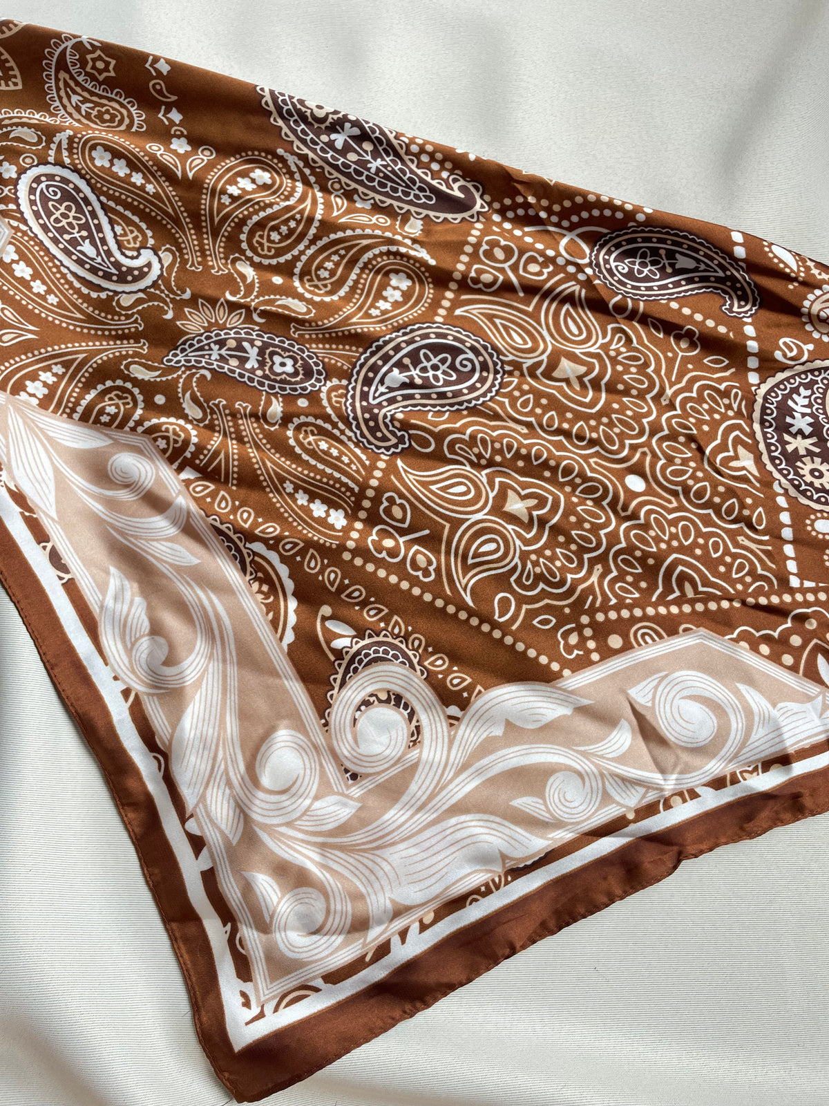 Foulard Barcelone Livaya - Boutique e-shop
